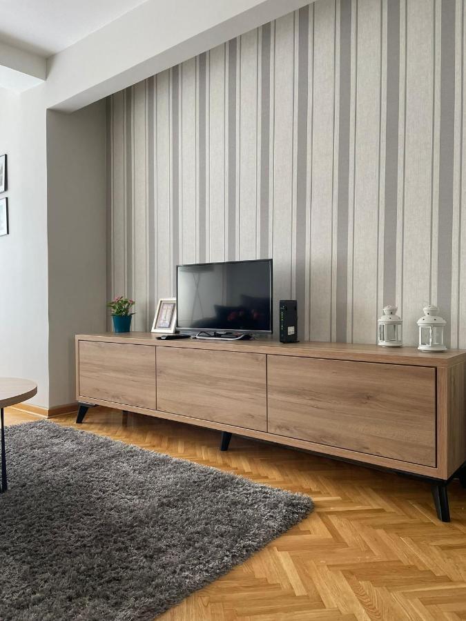 Apartman Filip Lux City Center Нови-Пазар Экстерьер фото