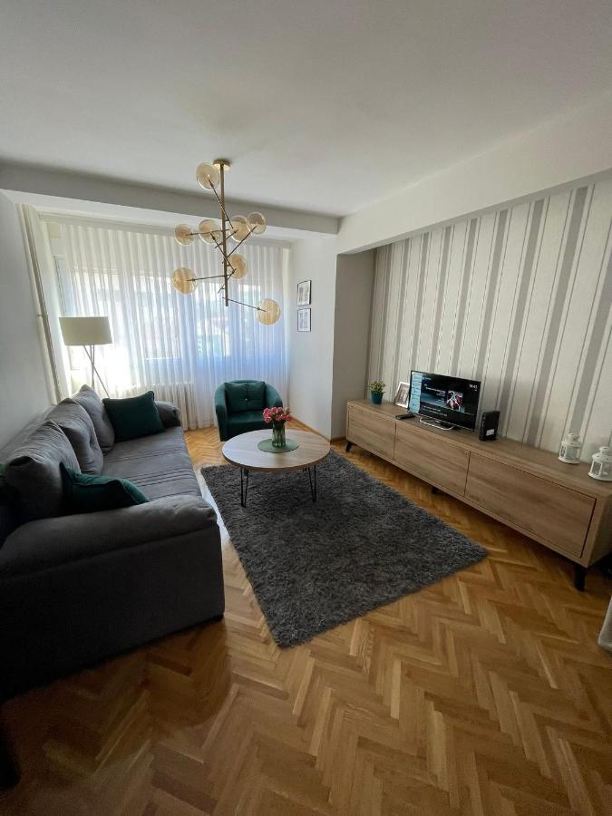Apartman Filip Lux City Center Нови-Пазар Экстерьер фото